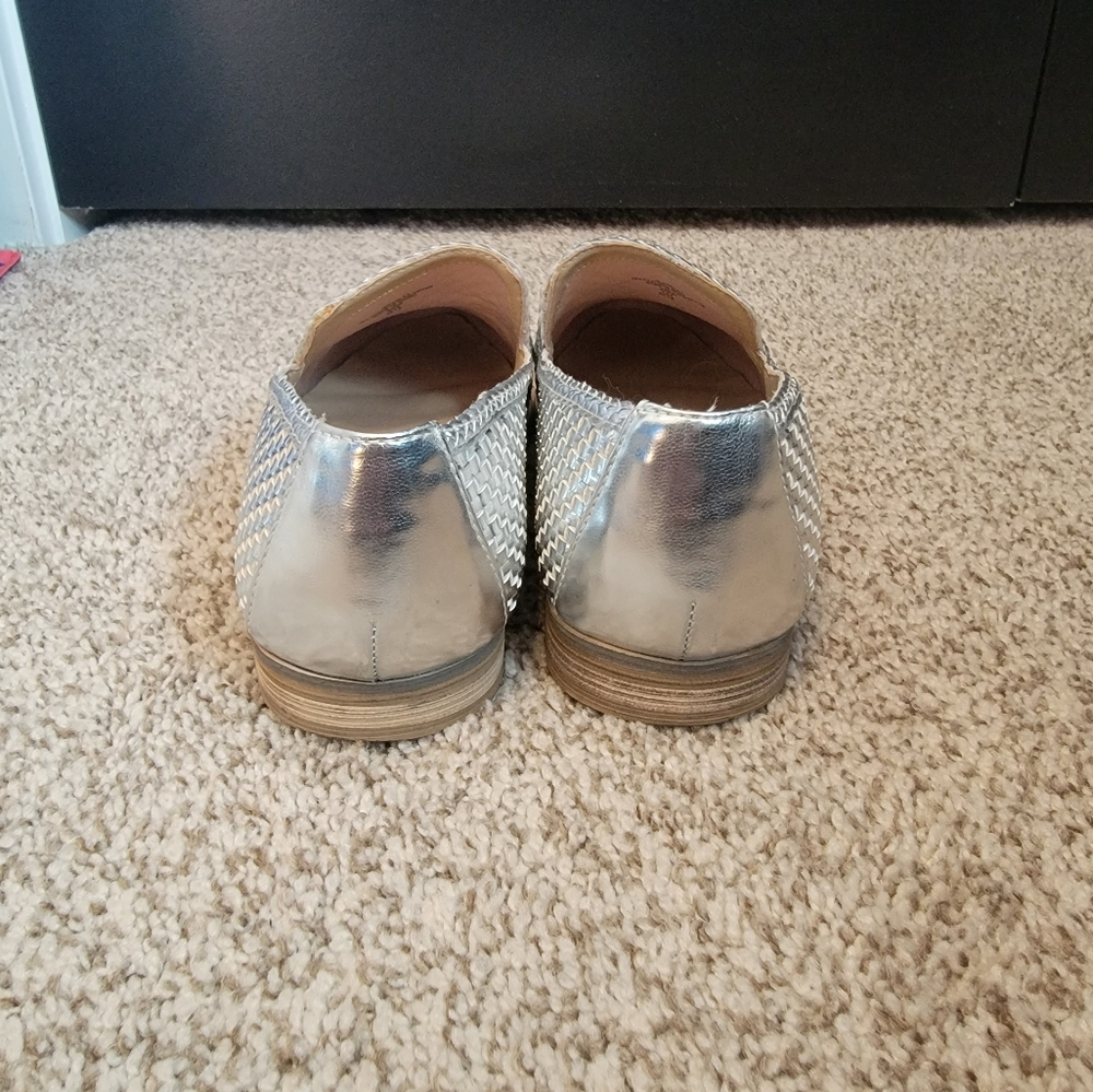 Silver Indigo Rd. Loafers - Picture 5 of 6